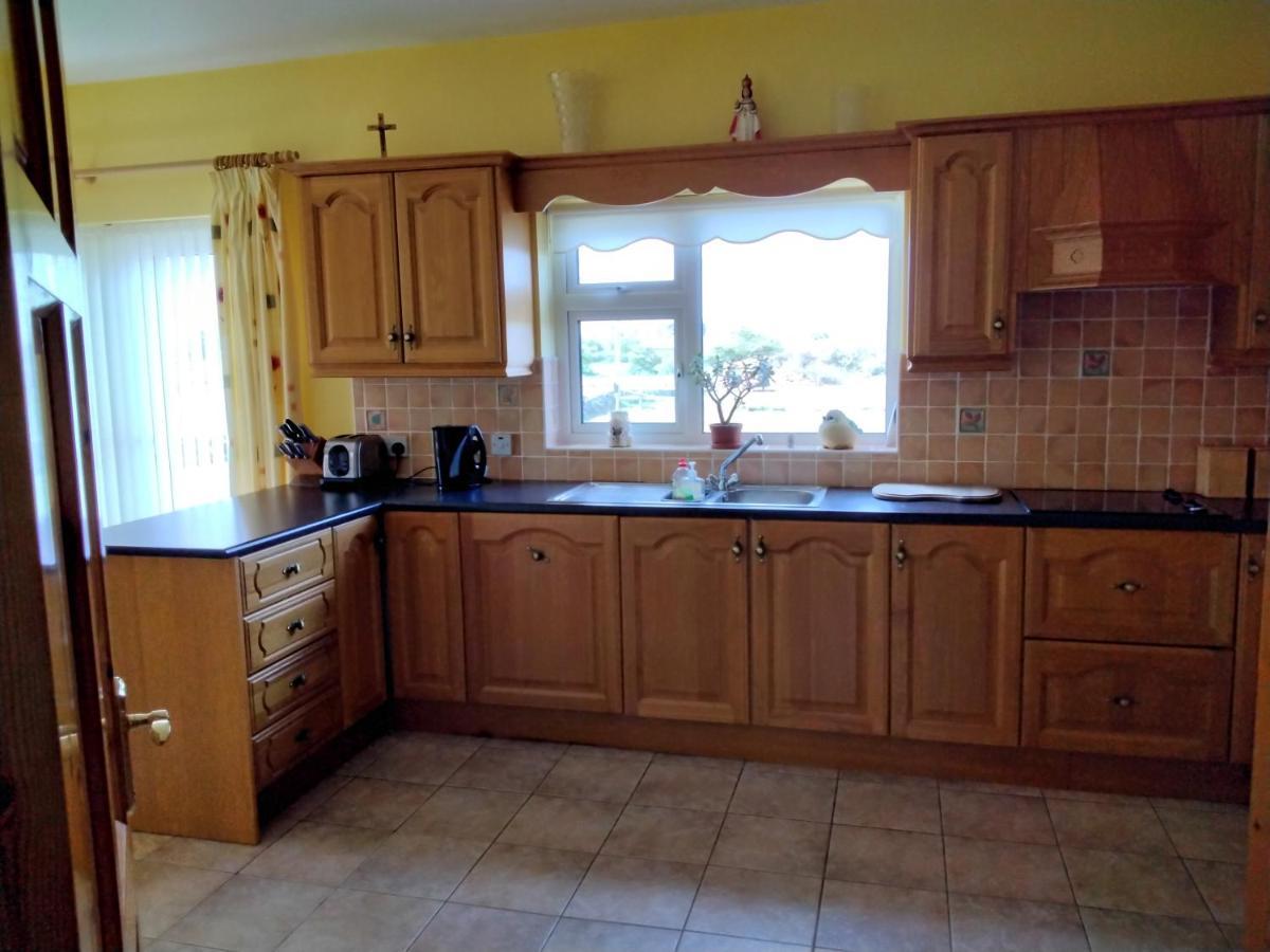 Warm And Welcoming Family Home Ballinrobe Luaran gambar